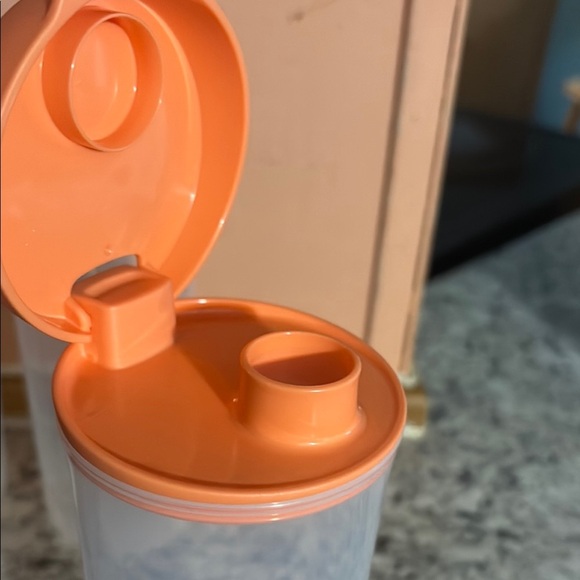 Orange Lid Storage Containers - Picture 2 of 6